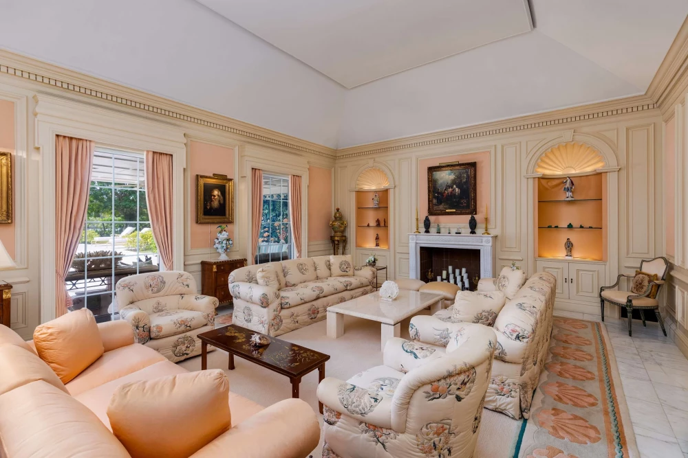 Lyford Cay Estate