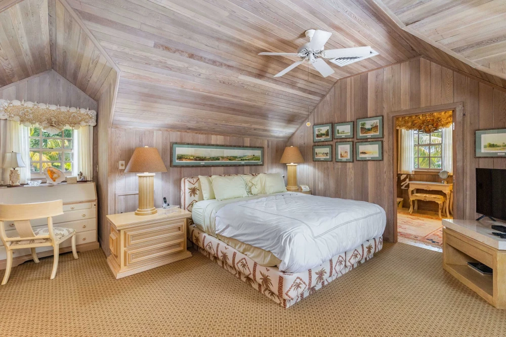 Lyford Cay Estate
