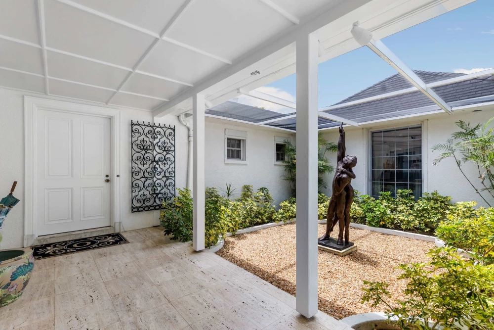 Lyford Cay Estate