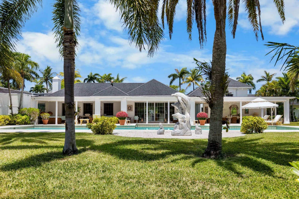 Lyford Cay Estate