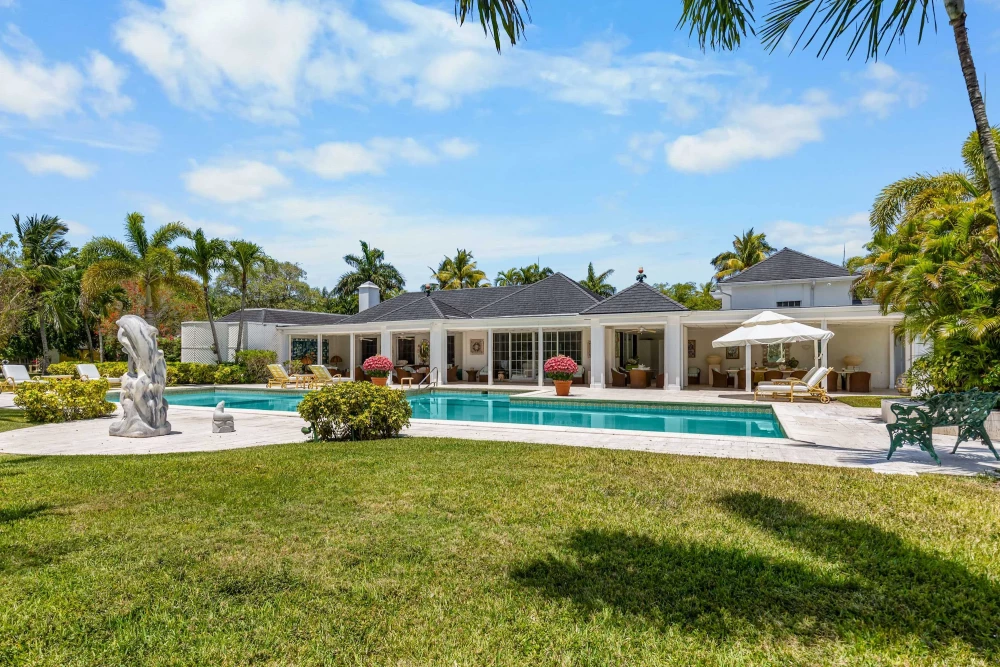 Lyford Cay Estate