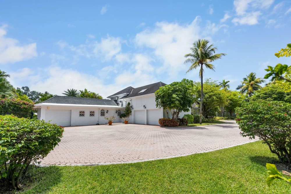 Lyford Cay Estate