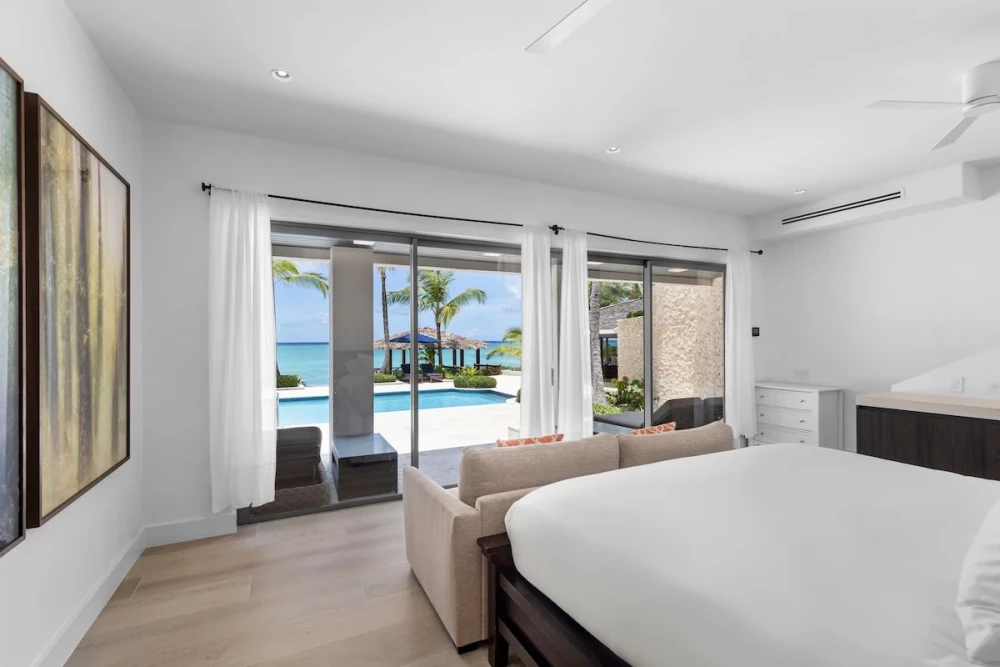 Notos Cove