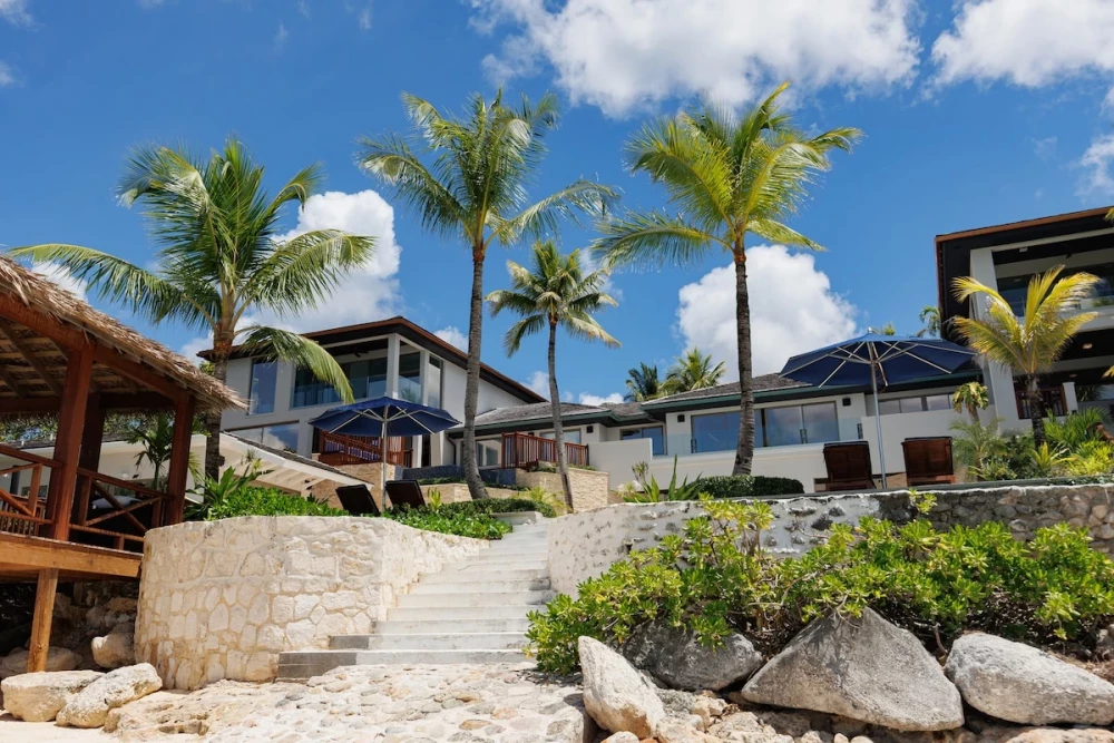 Notos Cove