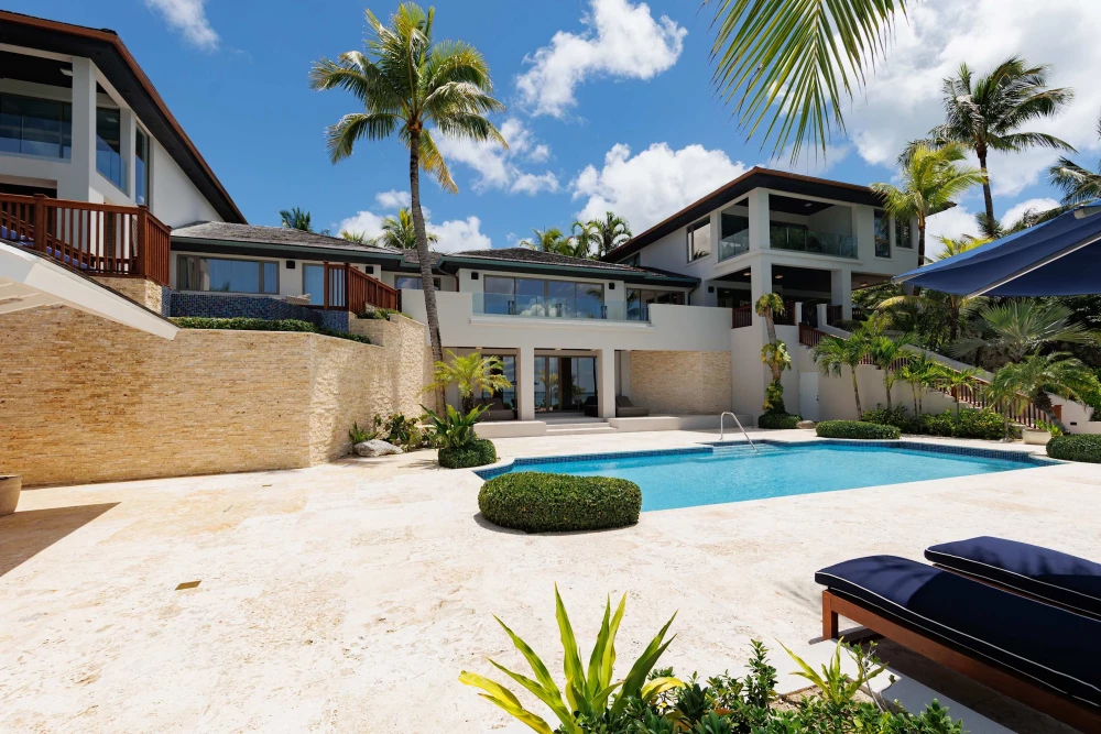 Notos Cove