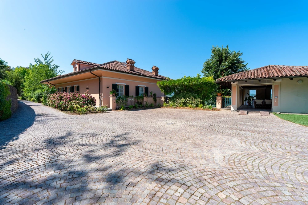 Ferrero Country House 10