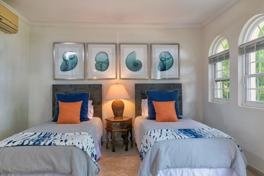 Sapphire Beach 104