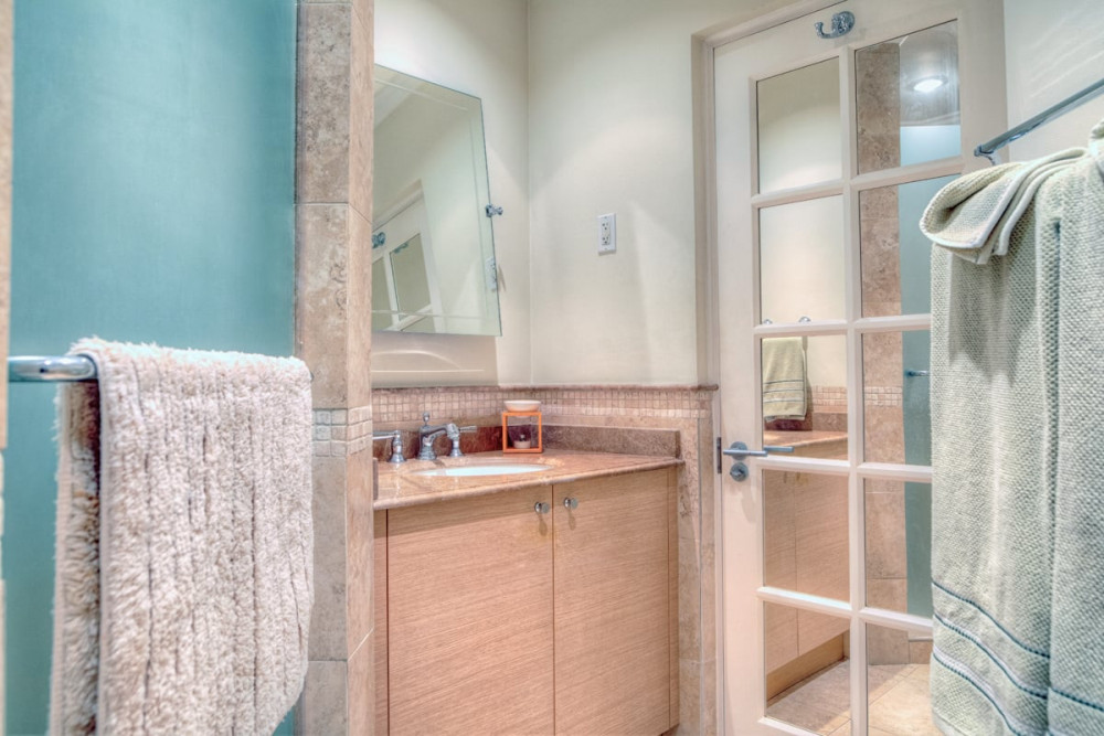 Sapphire Beach 104