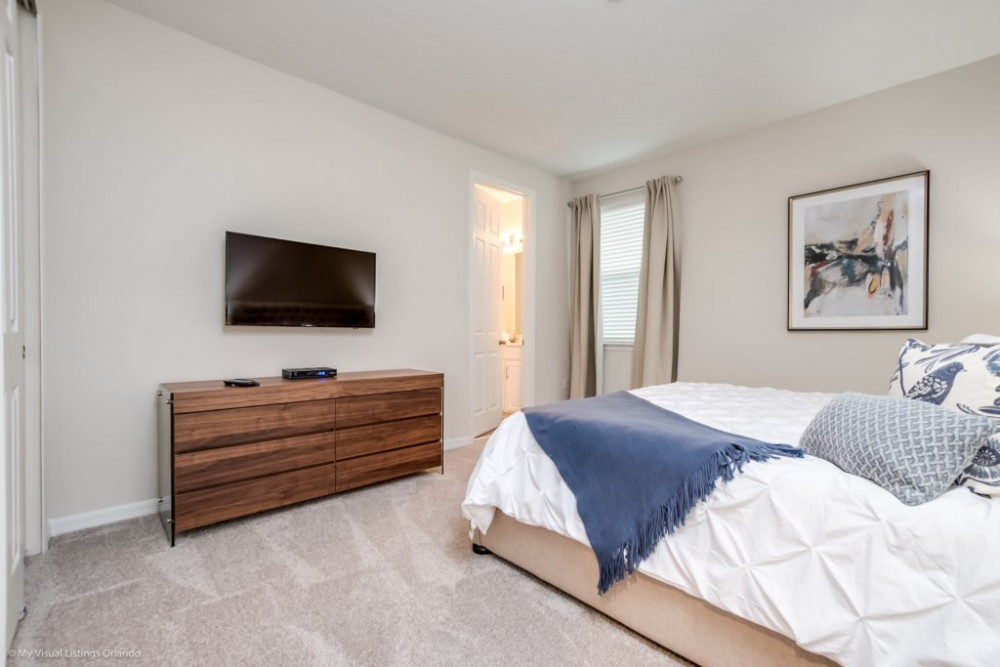 Solara Resort 45