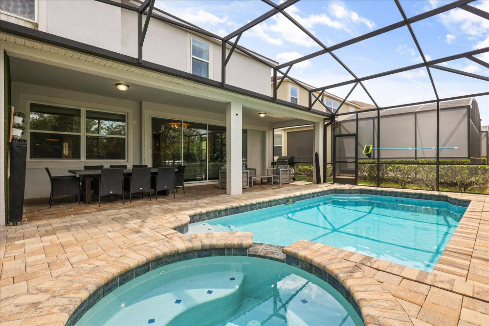 Solara Resort 691