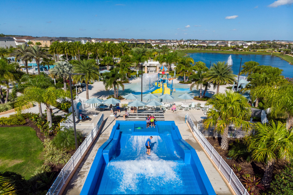 Solara Resort 691