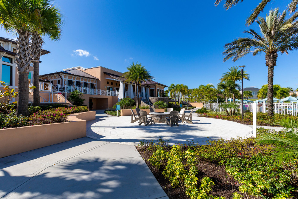 Solara Resort 691