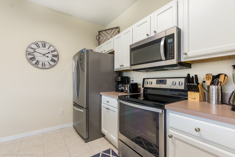 Bella Vida Resort 13