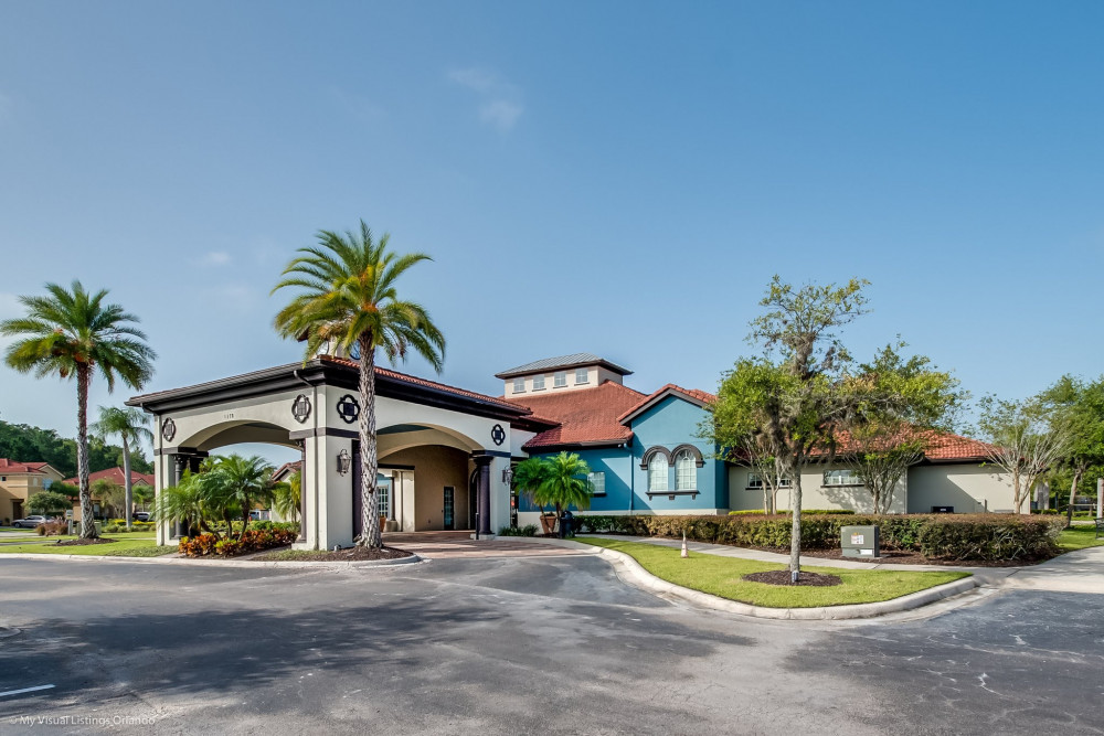 Bella Vida Resort 13