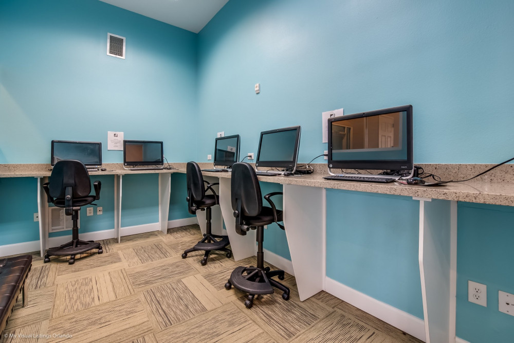 Bella Vida Resort 13