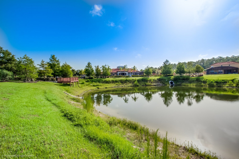 Bella Vida Resort 13