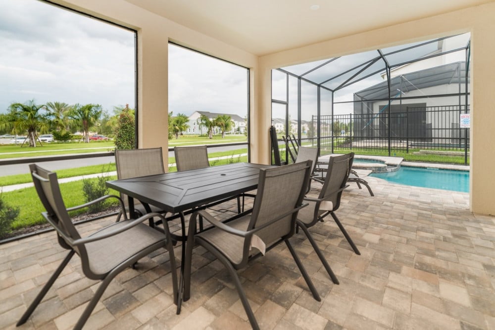 Solara Resort 75