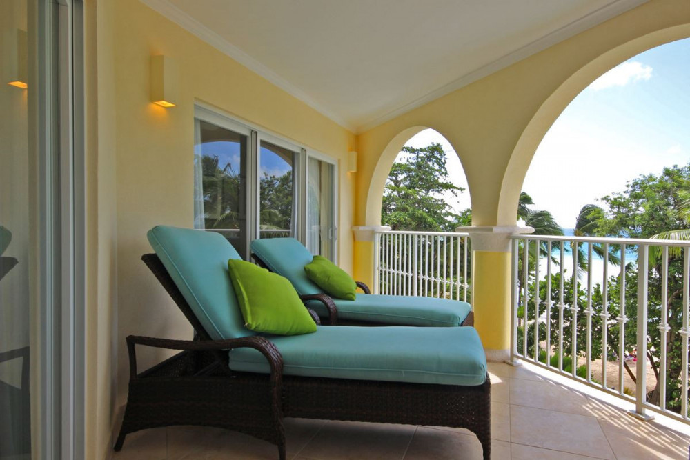Sapphire Beach 313