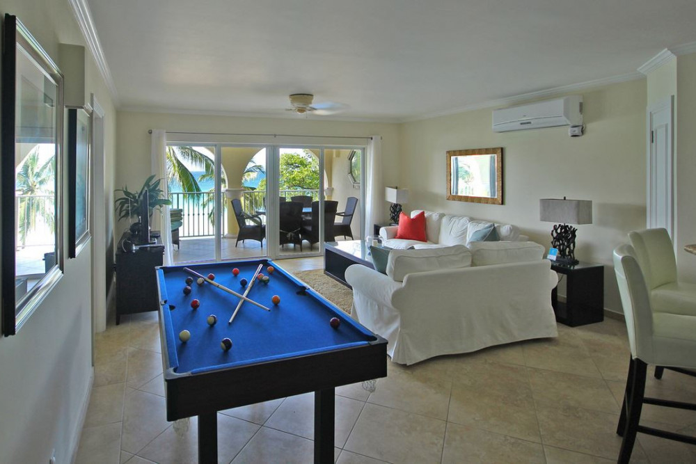 Sapphire Beach 313