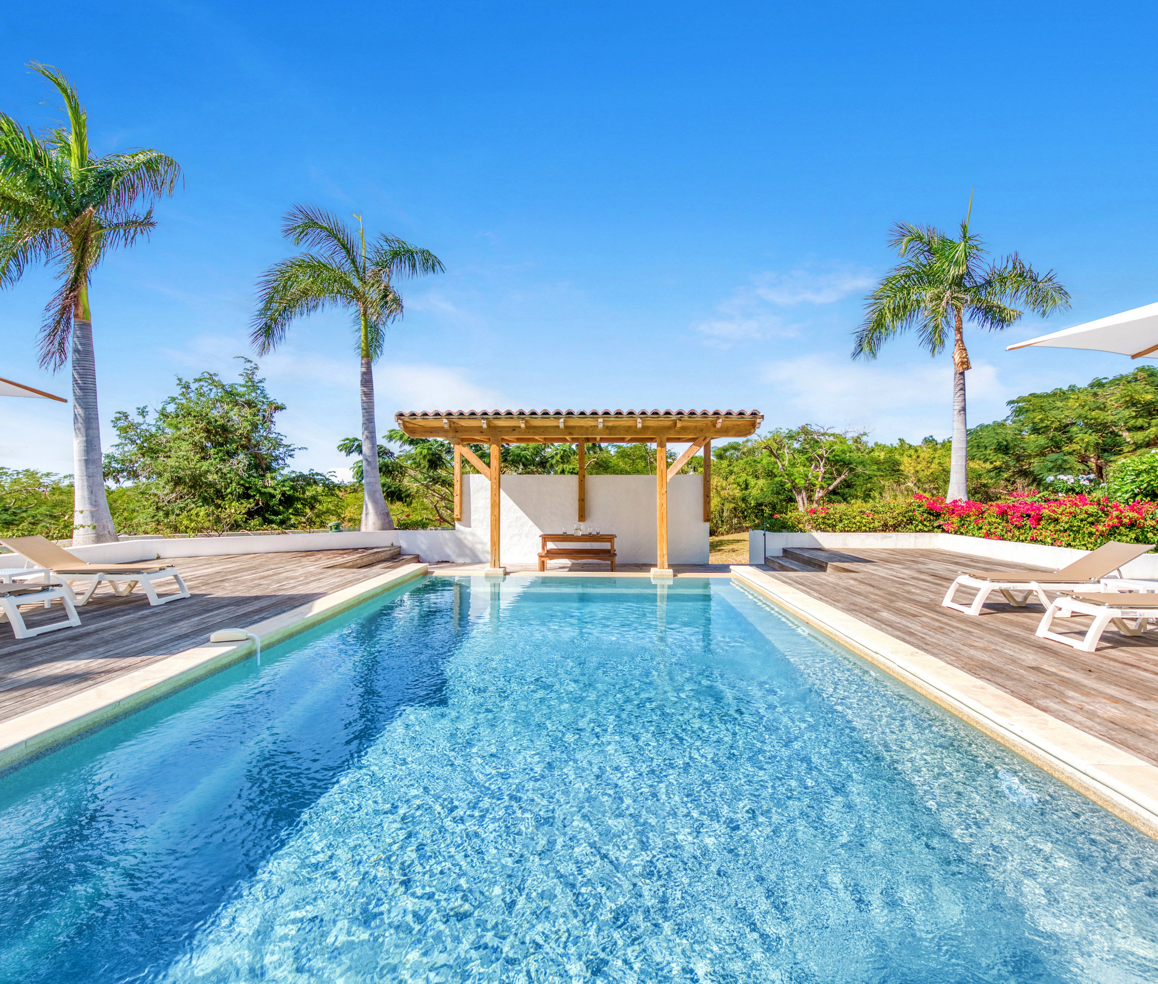 La Hacienda pet friendly vacation rental with private pool