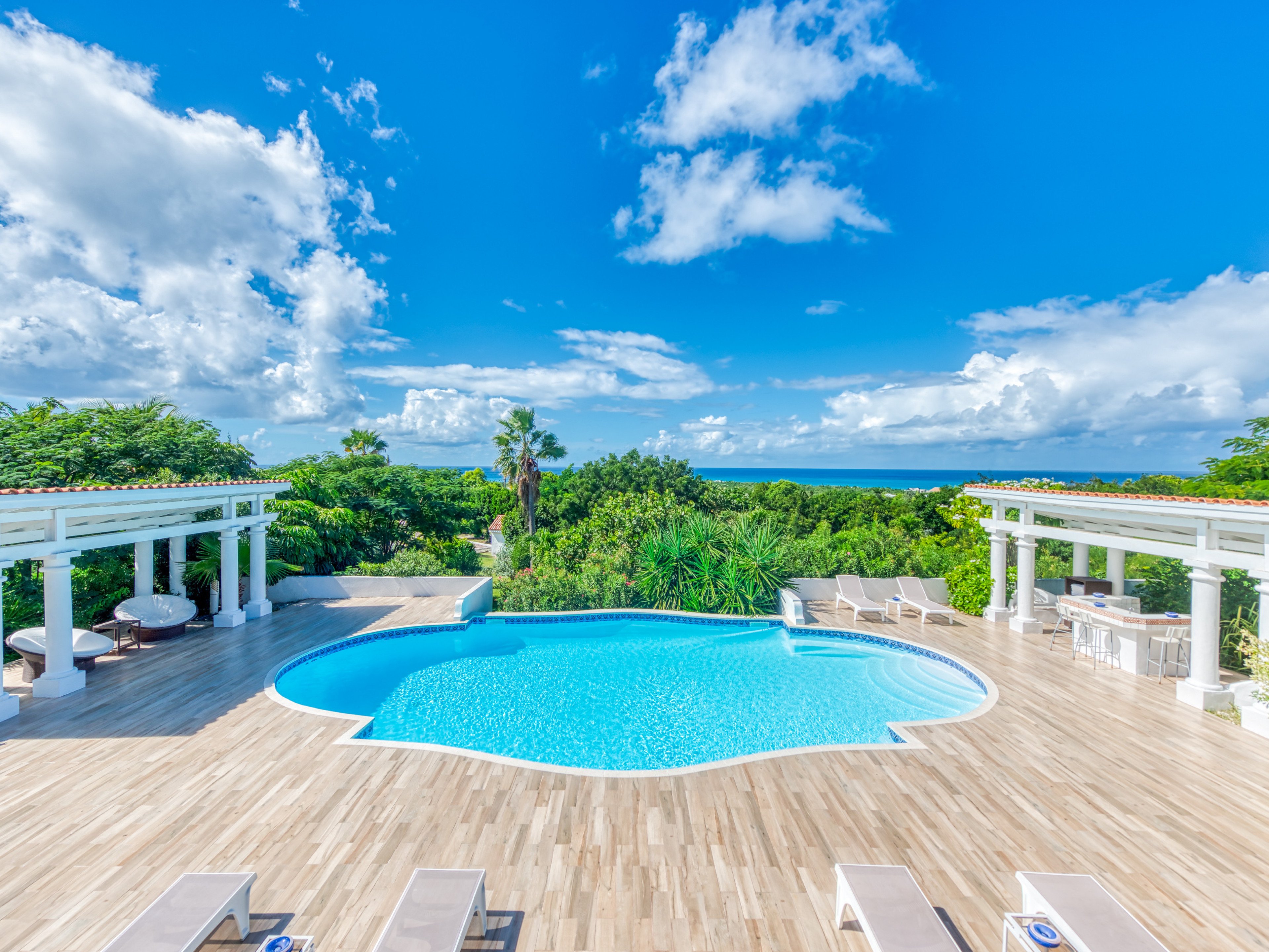 Pamplemousse villa rentals near Terres Basses beaches