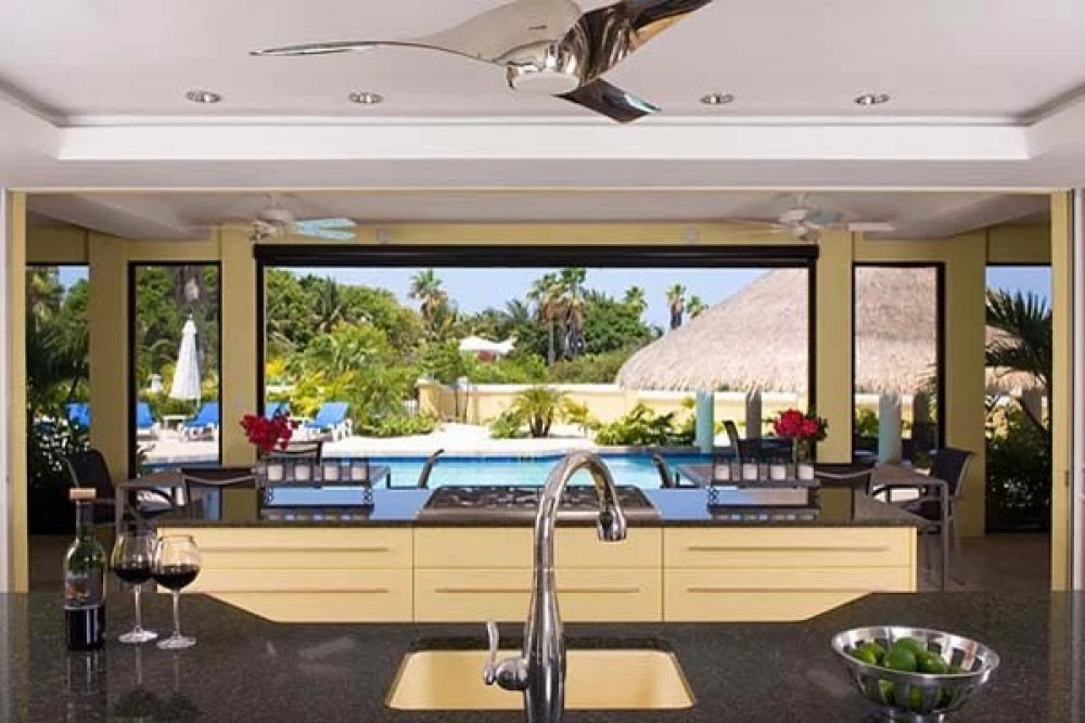 Pelican Vista