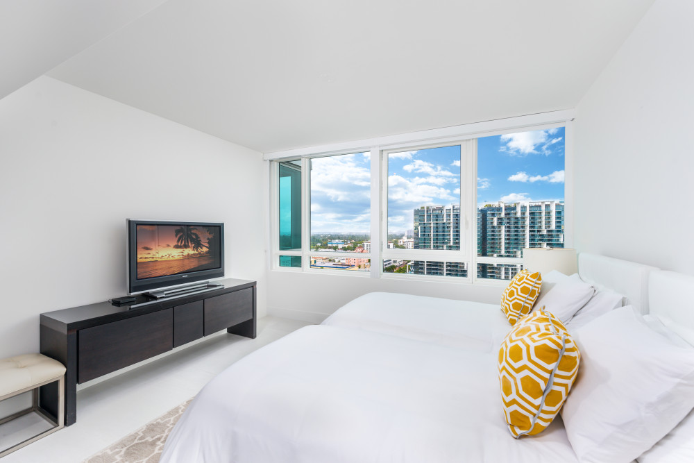 Miami 16