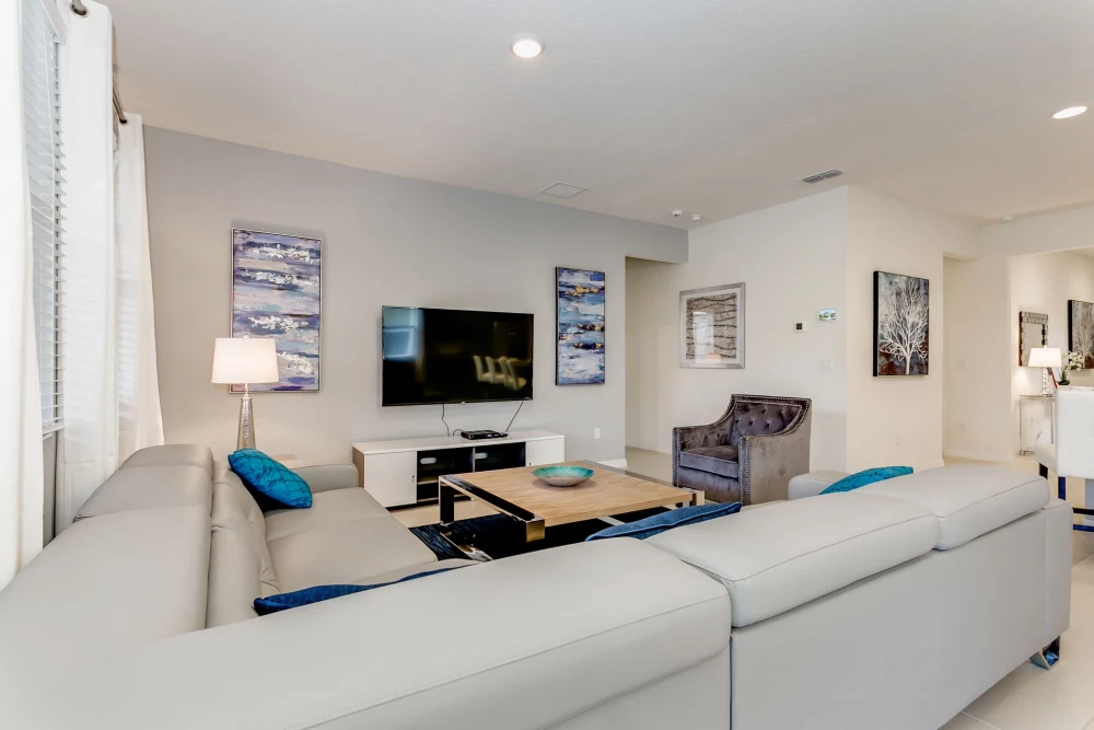 Solterra Resort 352