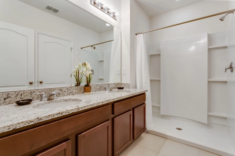 Solterra Resort 352