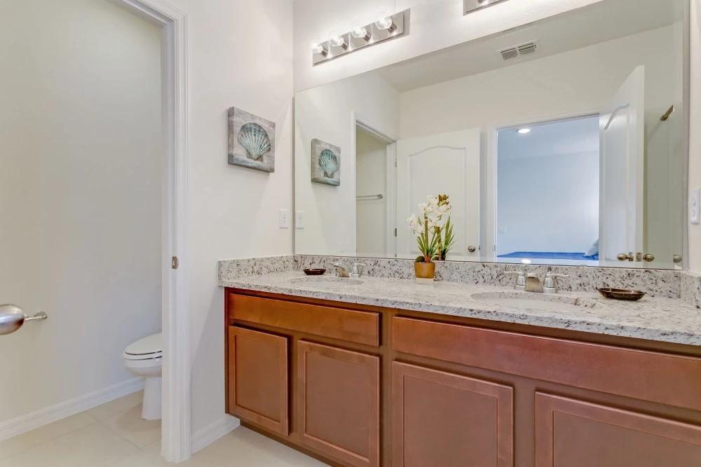 Solterra Resort 352