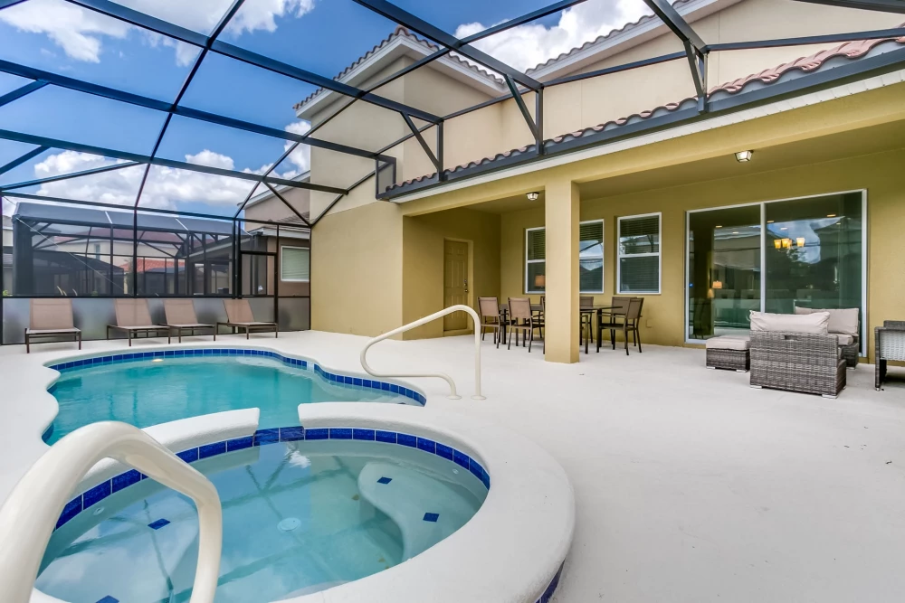 Solterra Resort 352
