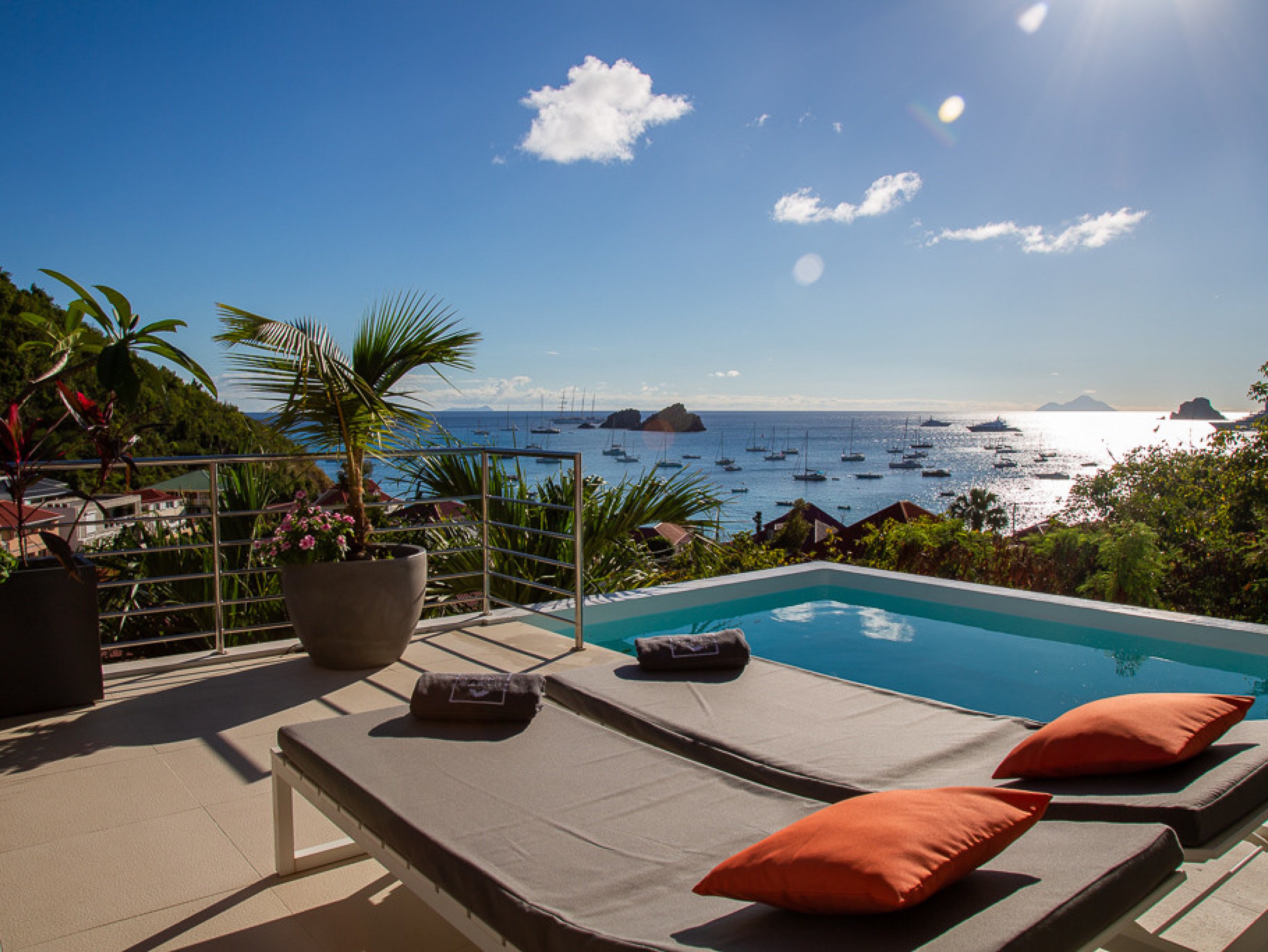 https://www.thetopvillas.com/destinations/caribbean/st-barthelemy/corossol/villa-aka