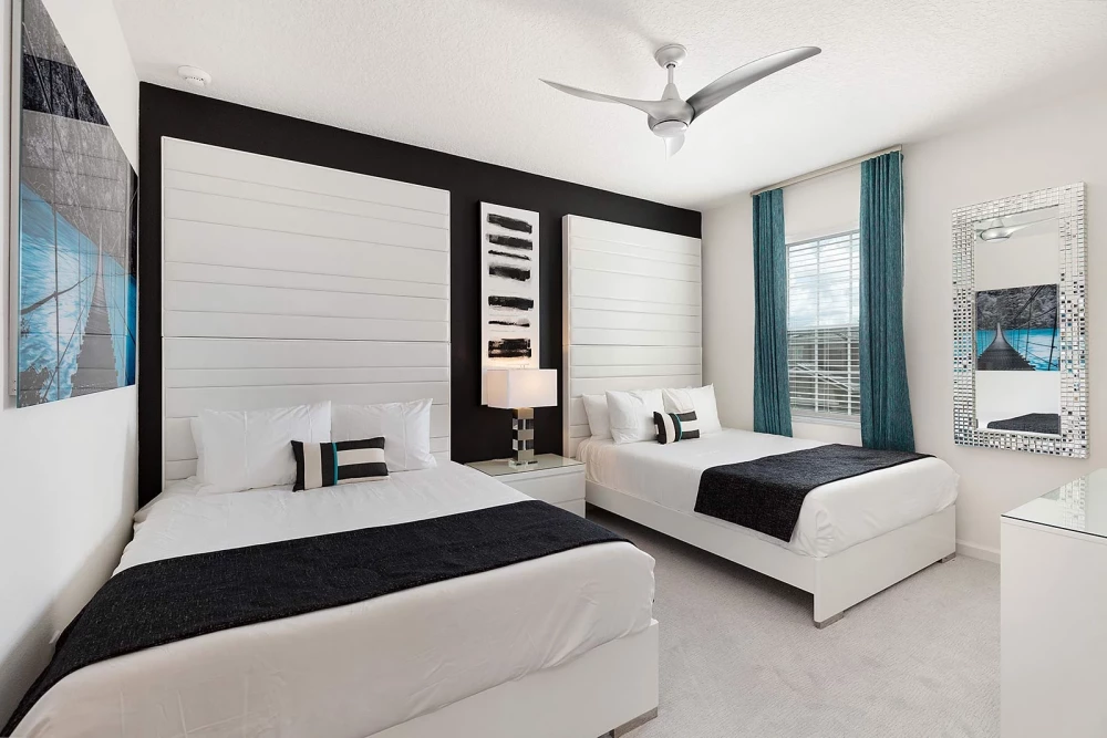 Solterra Resort 11
