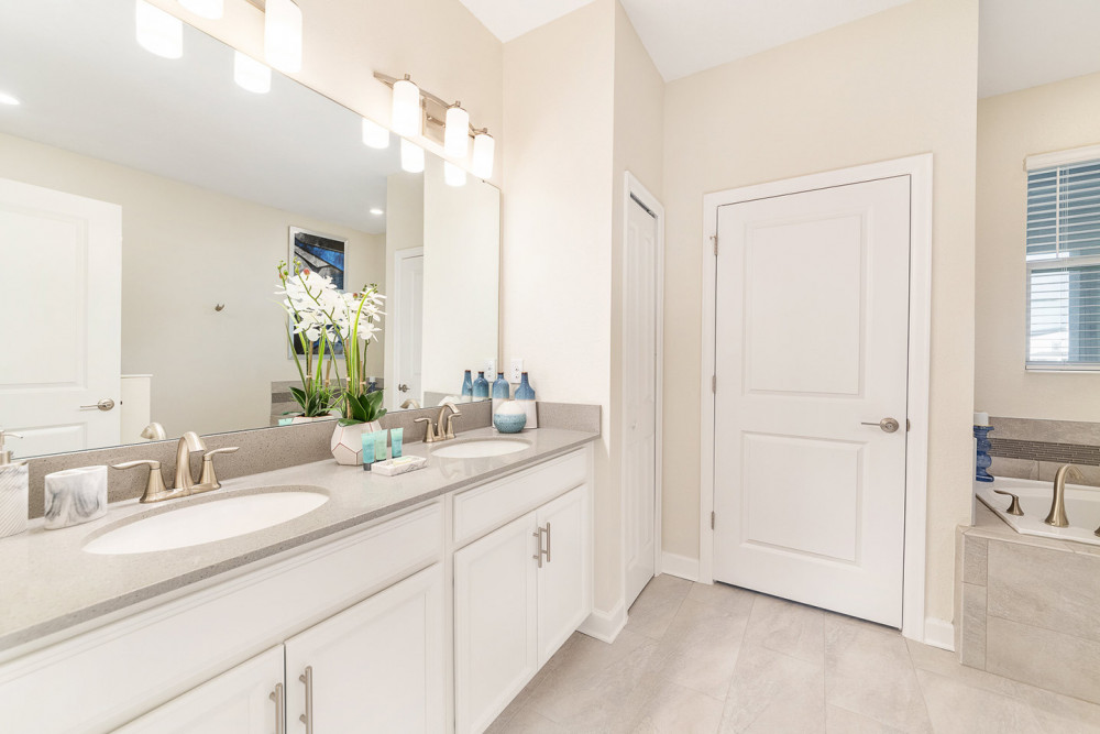 Championsgate 810