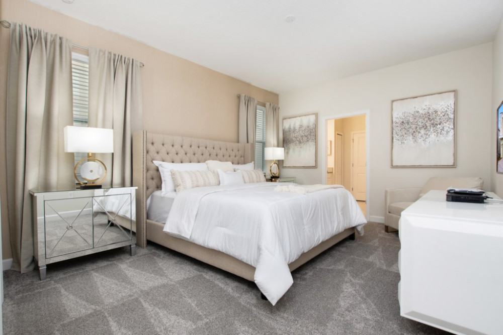 Championsgate 330