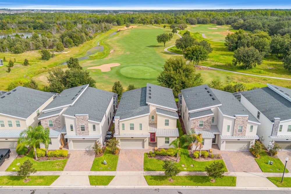 Championsgate 330