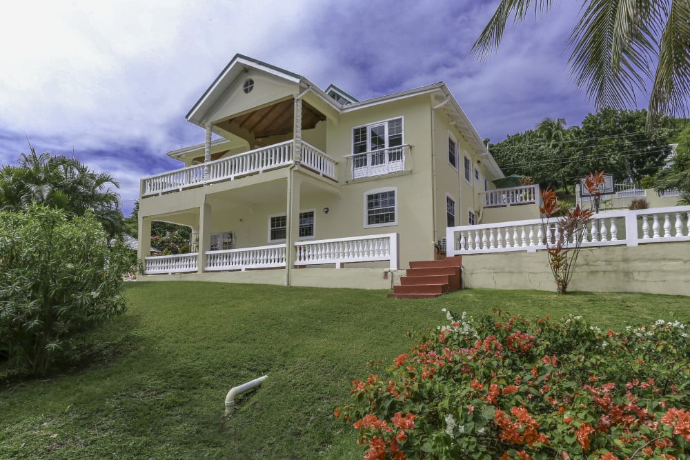 Villa Decaj