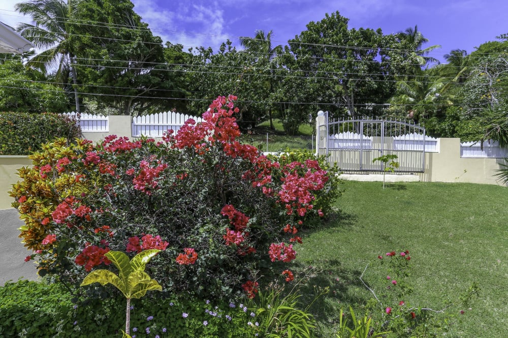 Villa Decaj