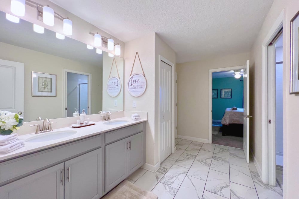 Championsgate 647