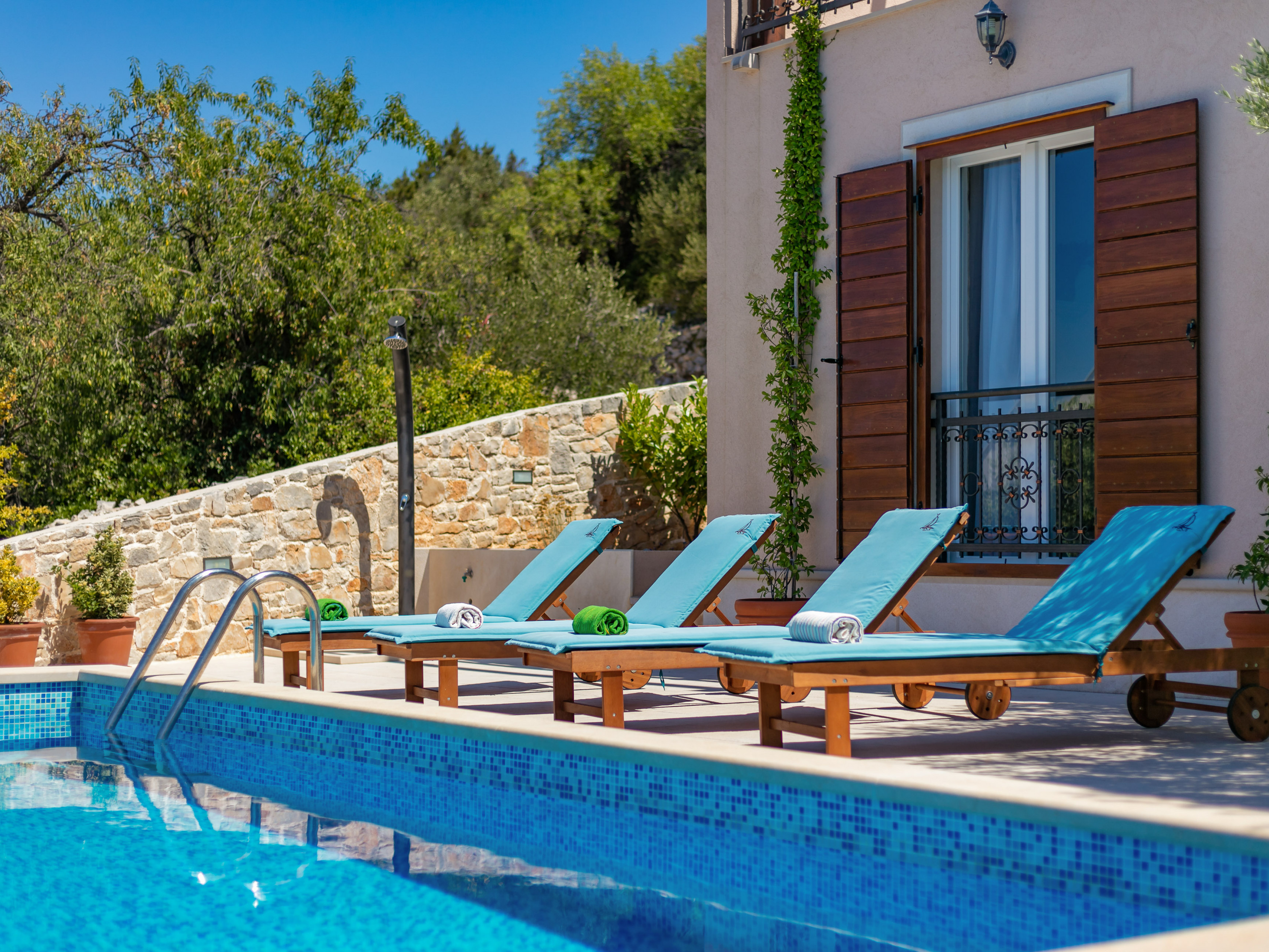 Villa Helena Brac Vacation Rentals with pools