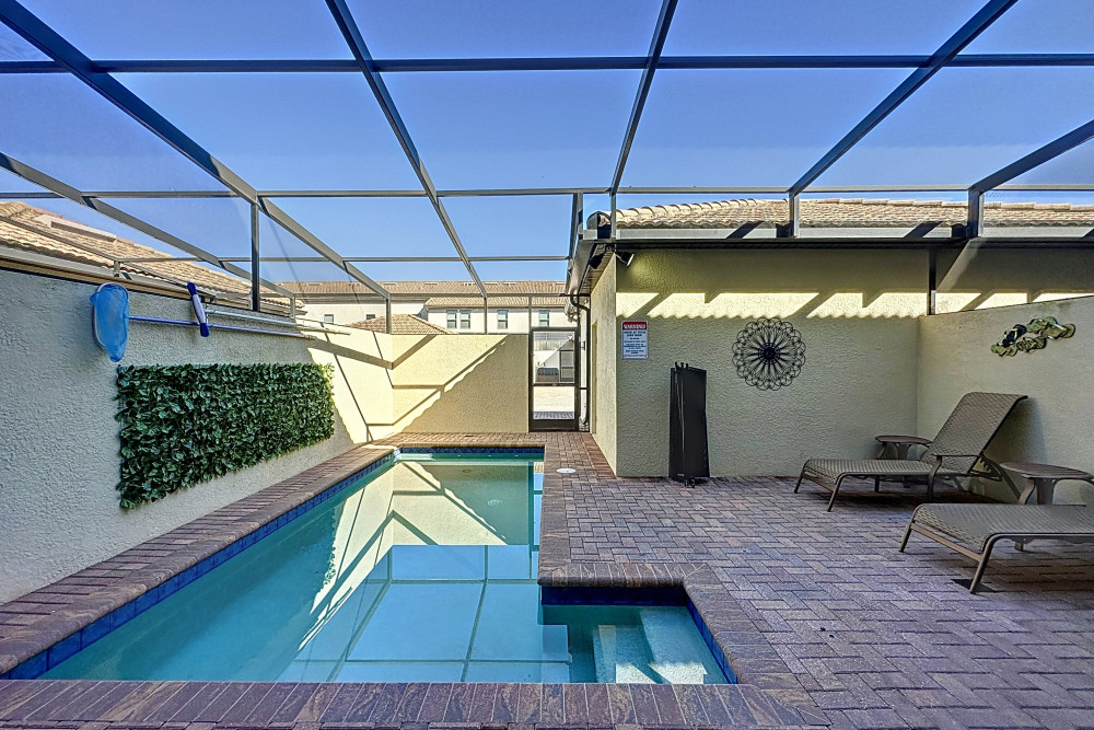 Windsor at Westside 221