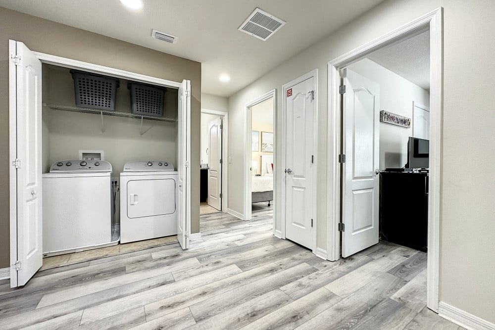 Windsor at Westside 221