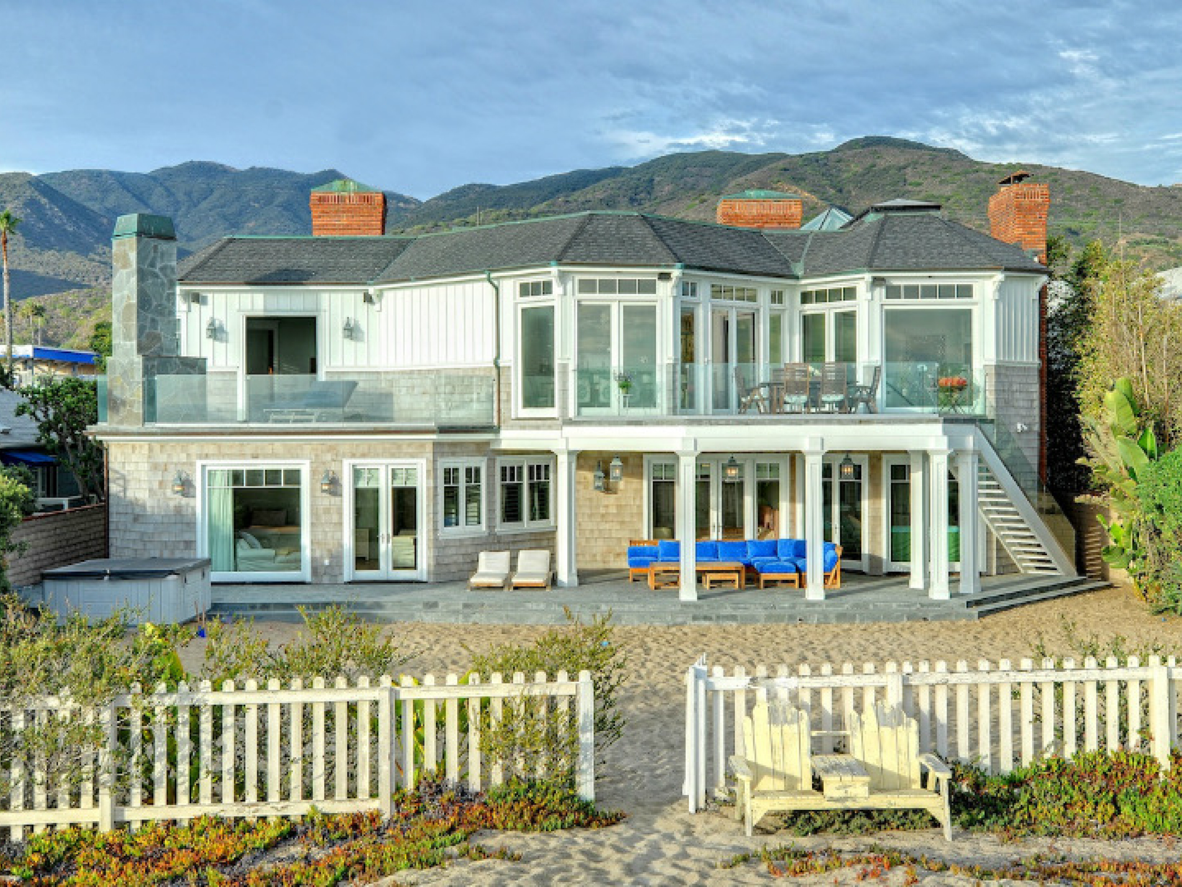 Malibu beach house rentals Malibu 1