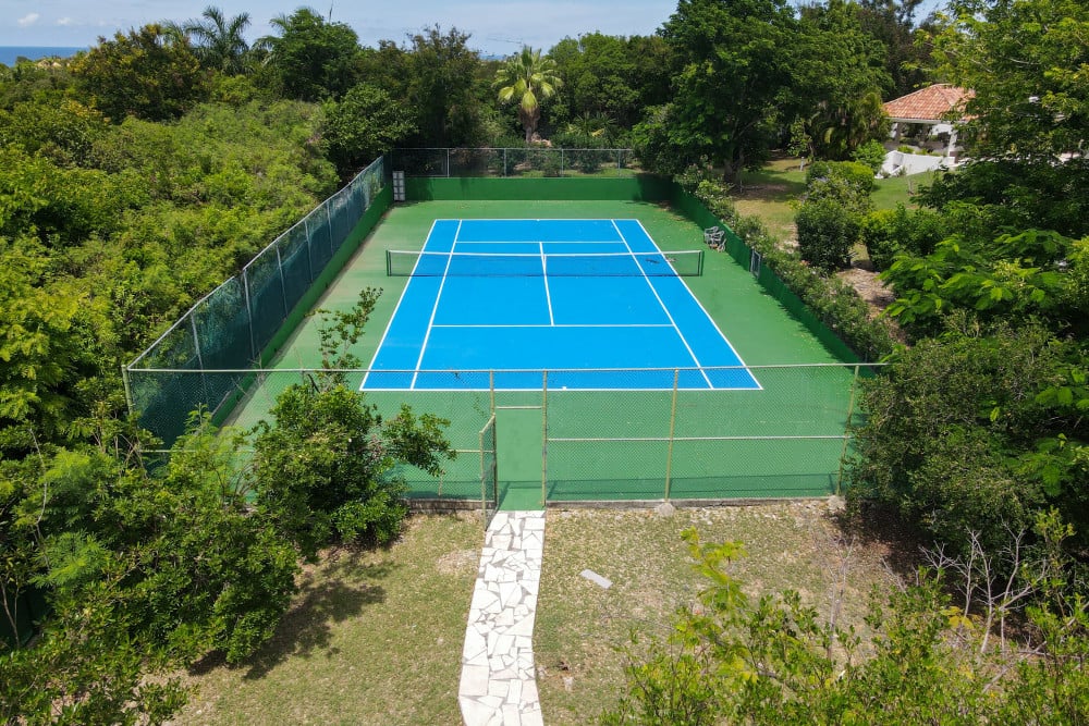 La Nina Terres Basses