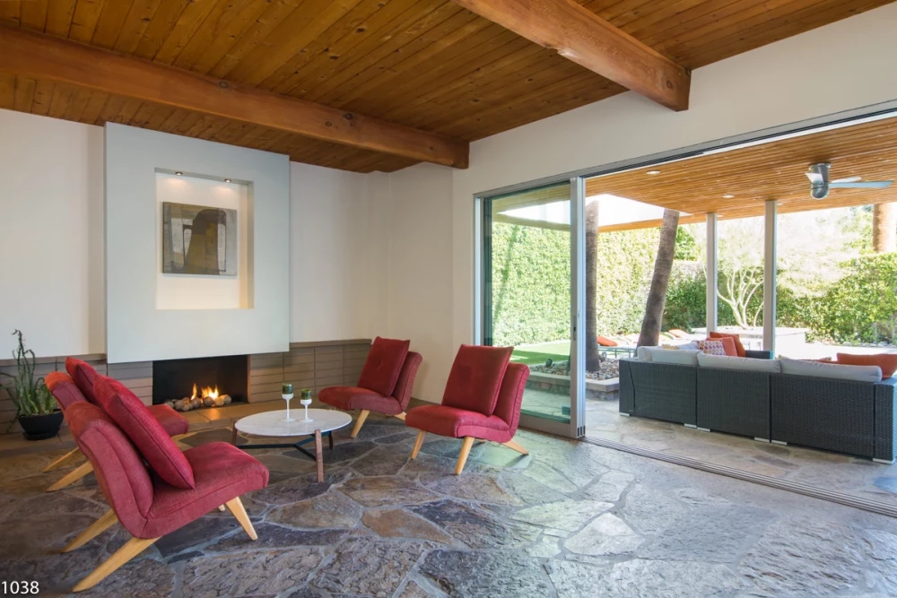 Palm Springs 2