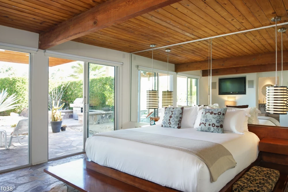 Palm Springs 2