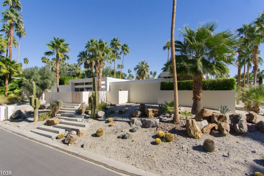 Palm Springs 2