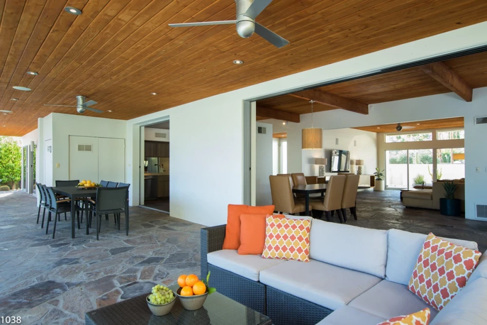 Palm Springs 2