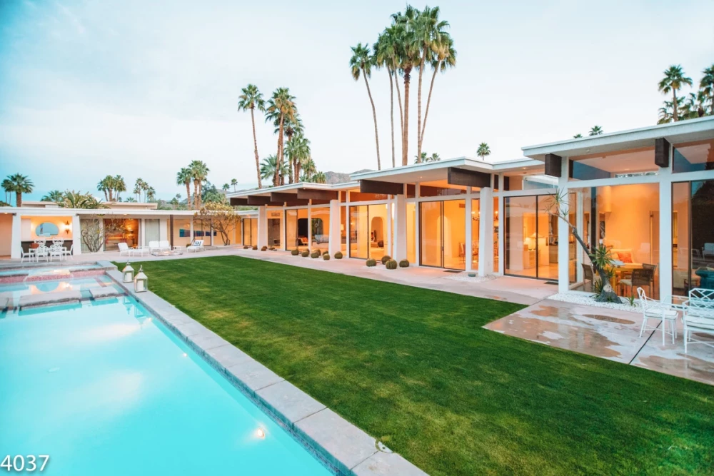 Palm Springs 9