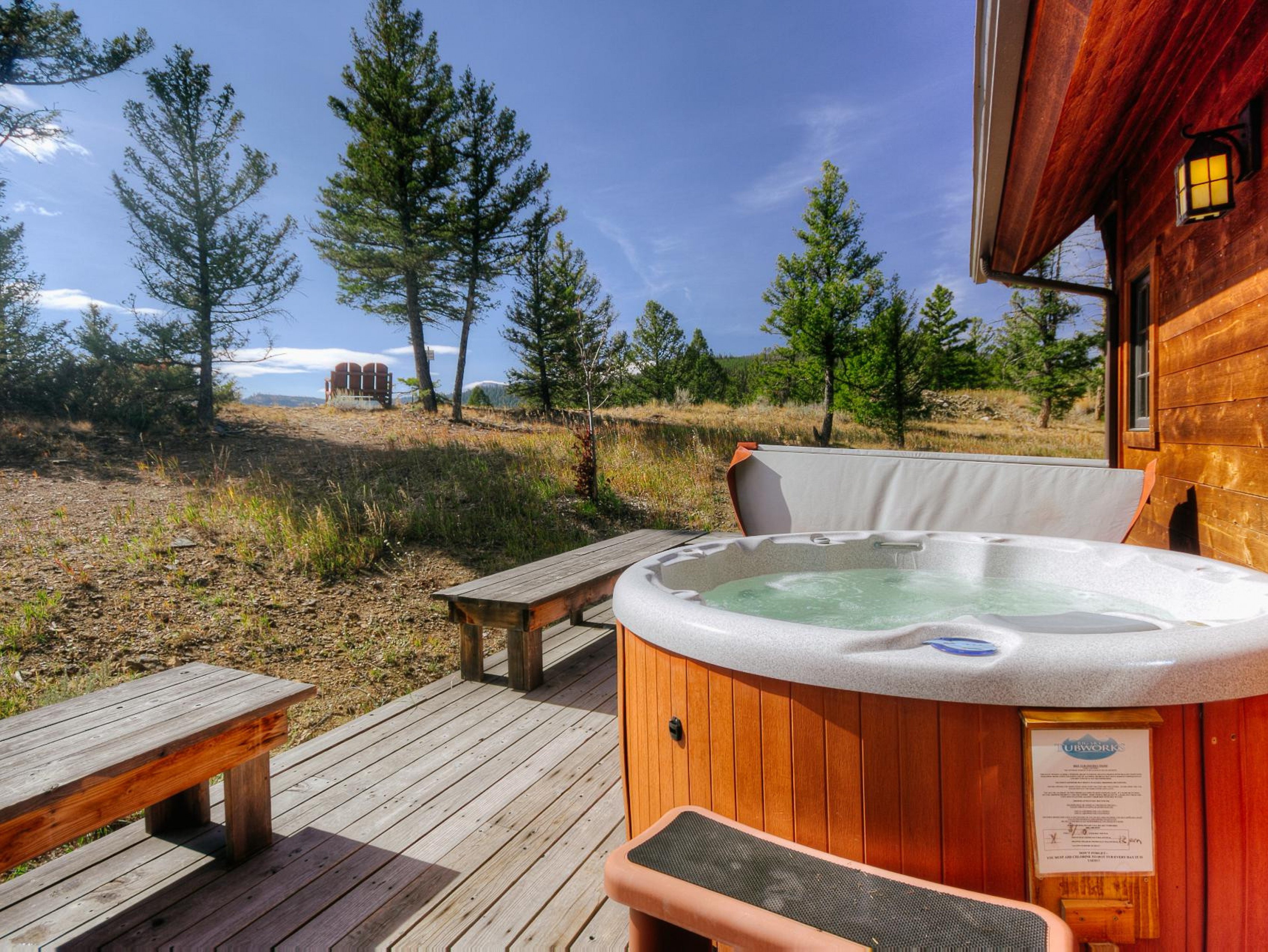 Big Sky 5 Montana mountain cabins with hot tubs